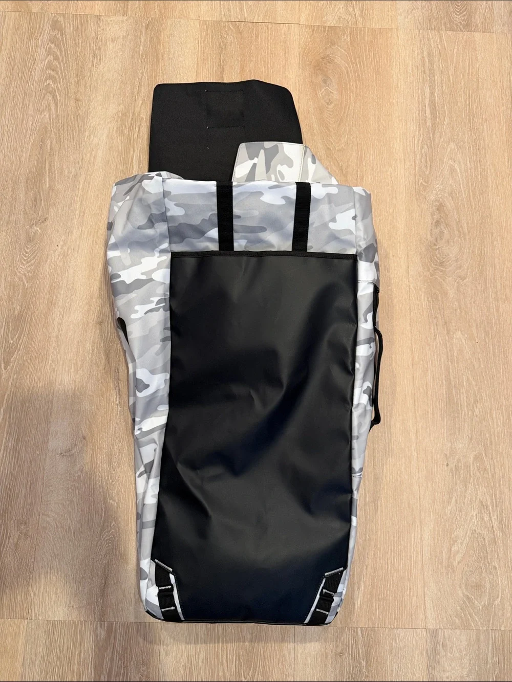 Ogio 90L Utility Dufflebag!